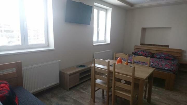 Business Apartman Жамберк Экстерьер фото